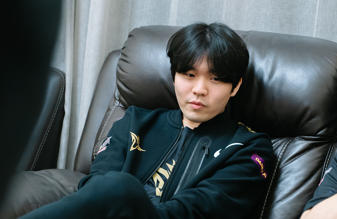 九游体育- rookie谈tes打jdg 