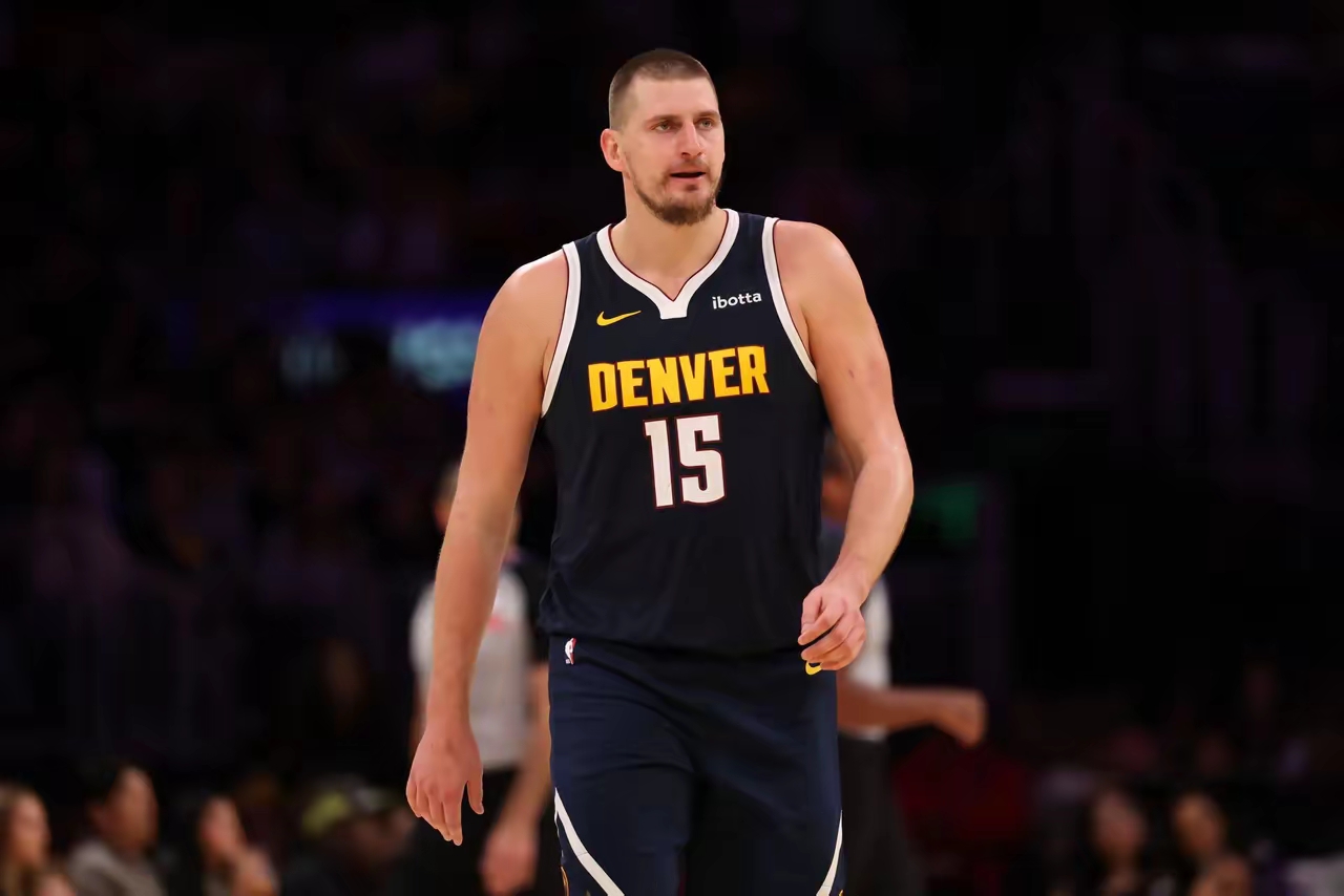 九游娱乐-包含穆雷连续五场比赛得分超过大胜，公牛挑战极限！的词条