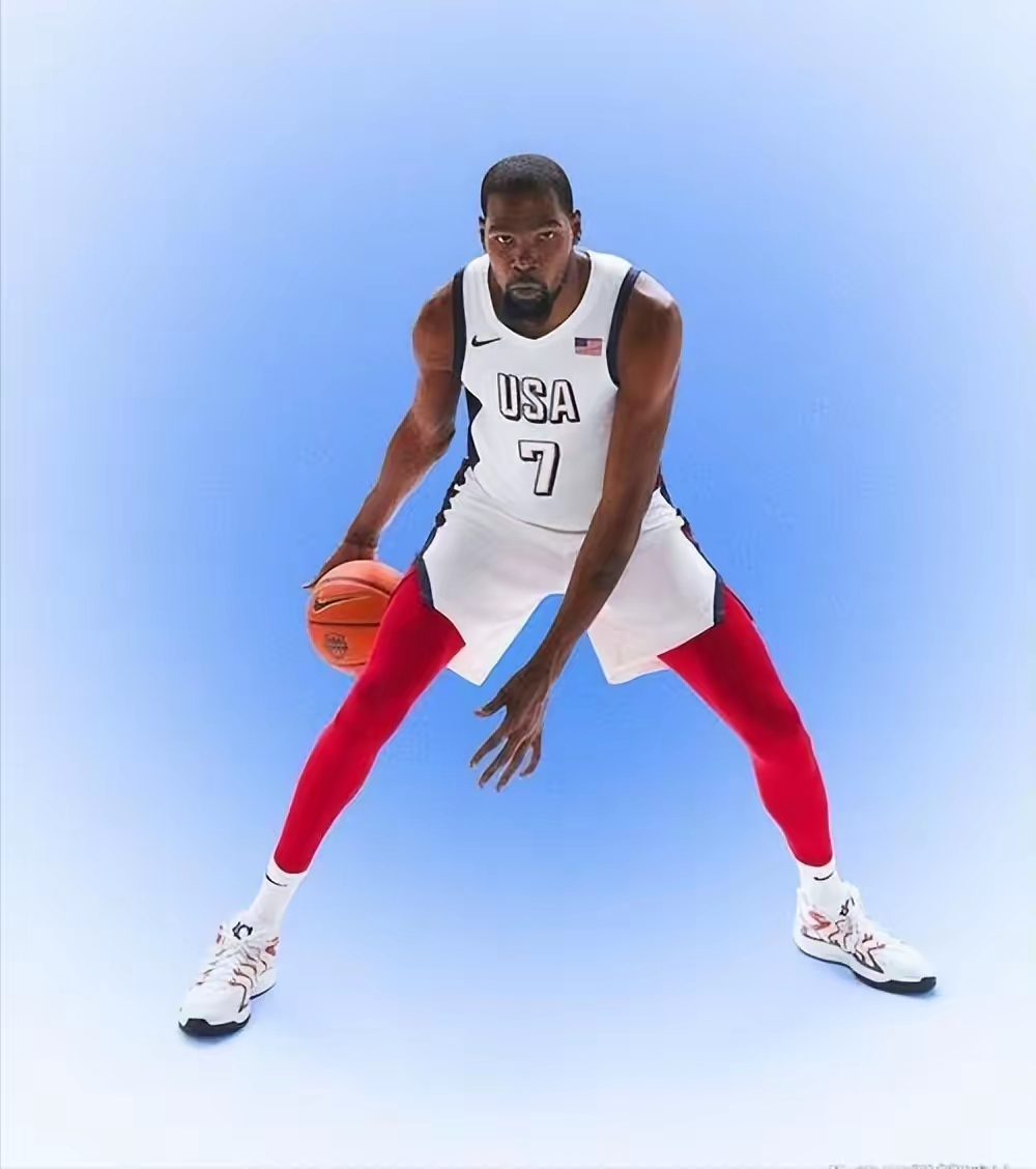 九游体育-关于杜兰特新星回归赛场表现惊艳,加拿大队未来可期!的信息