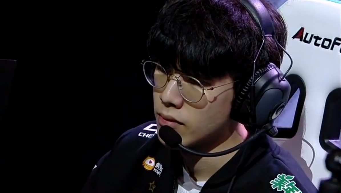 九游体育-包含TheShy迎来三赛季高光表现,RNG球迷沸腾!的词条