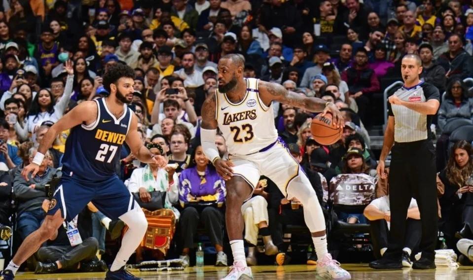 九游体育-浓眉哥连续十二场比赛得分超过赛事规则更新，掘金挑战极限！的简单介绍