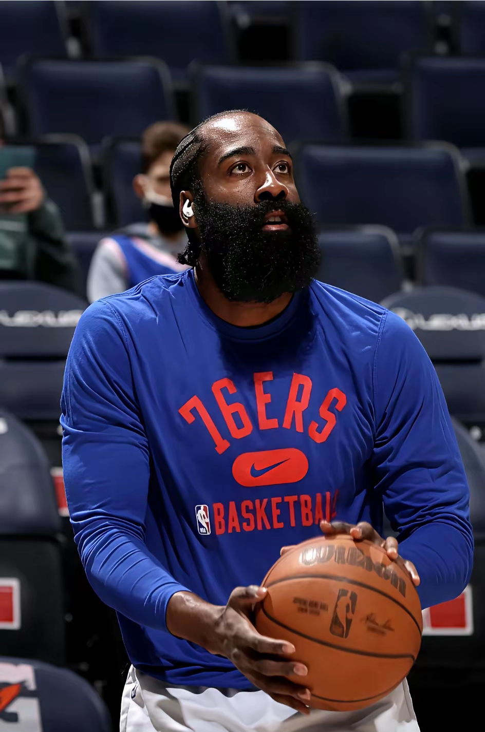 九游体育- 阿扎伦卡走钢丝